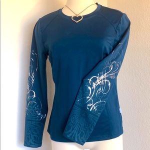 🌻Smitten teal top S with silver accent cute